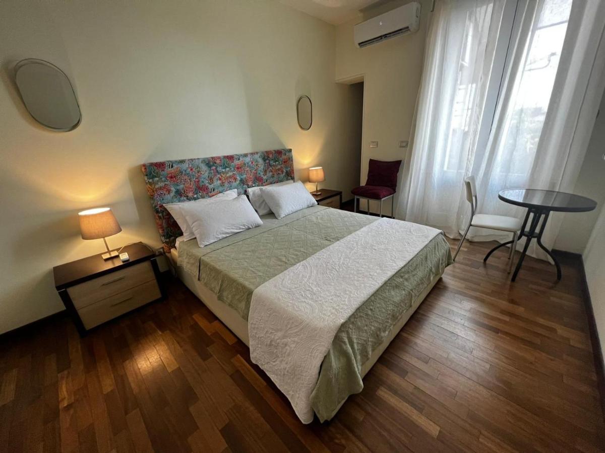 Al Castello Apartment Катания Екстериор снимка
